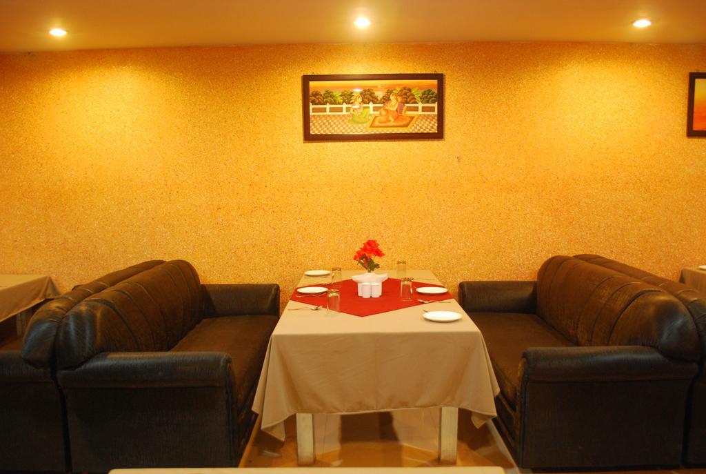 Collection O Royal Plaza Hotel Pushkar Exterior foto